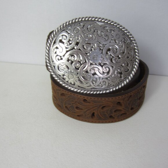 New Tony Lama Women 32 Brown Pierced Leather Filigree Belt Silvertone Buckle - Picture 11 of 12